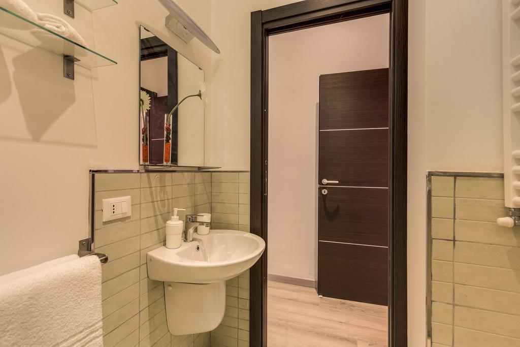 M&L Apartment - Caracalla Holiday روما الغرفة الصورة